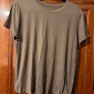 ALO Yoga Women's Olive Tree All Day Tee